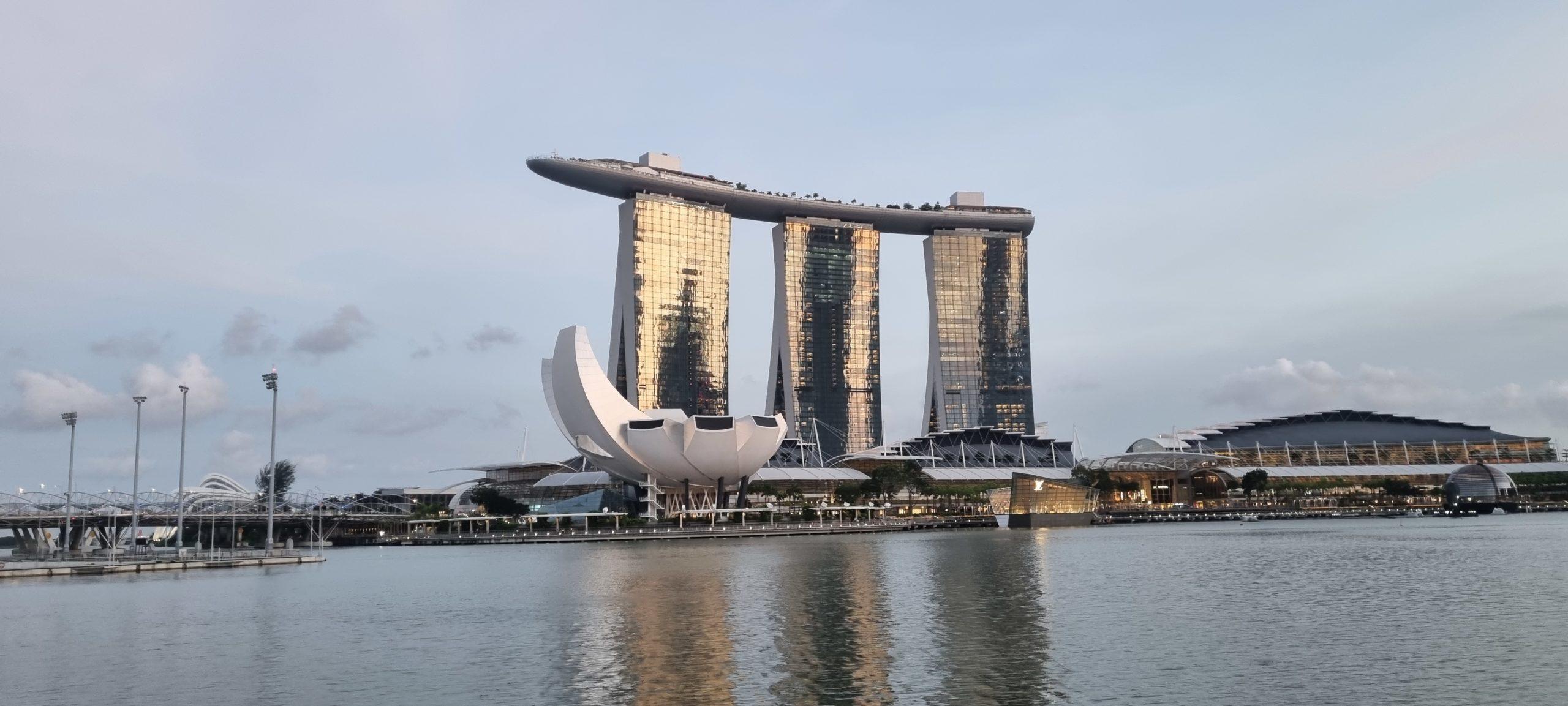 Singapore Highlights - Travel Explore & More
